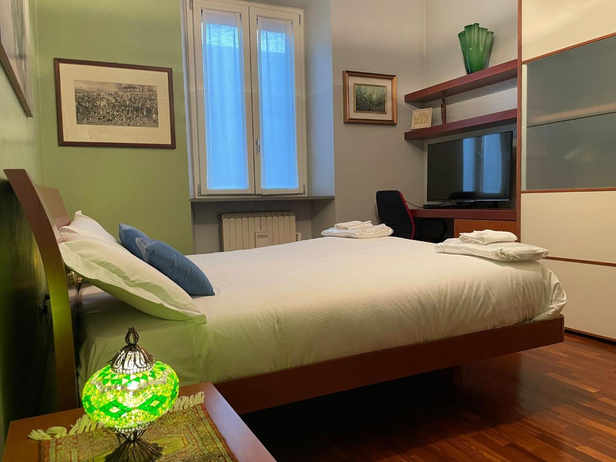 Cozy Flat Mins Walk To Navigli And Metro Porta Genova Apartment Milano Ngoại thất bức ảnh