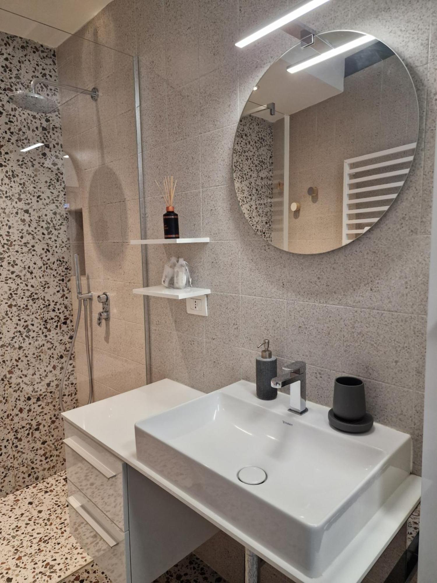 Cozy Flat Mins Walk To Navigli And Metro Porta Genova Apartment Milano Ngoại thất bức ảnh